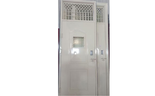 陇南学校教室门