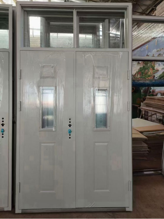 陇南学校教室门