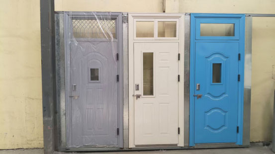 陇南学校教室门