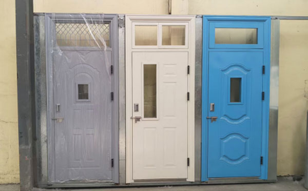 陇南学校教室门