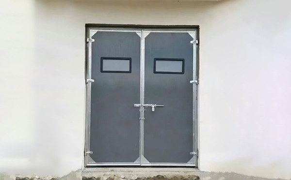 陇南工业门在高温作业区域的运行表现